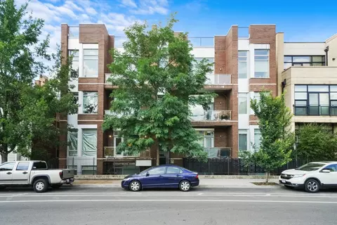 2140 W Armitage Ave #2W, Chicago, IL 60647