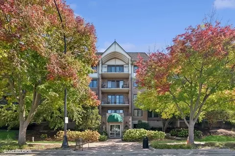5 S Pine St #B404, Mount Prospect, IL 60056