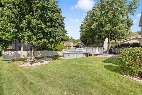16600 Edgewood Dr, Plainfield, IL 60586 photo 42