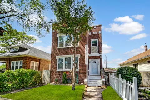 1320 Emerald Ave, Chicago Heights, IL 60411