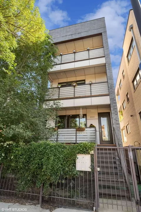 2315 W Armitage Ave #2, Chicago, IL 60647