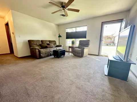 809 Caton St, Ottawa, IL 61350 photo 5