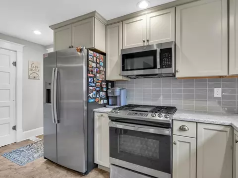 380 E Walnut St, Argenta, IL 62501 photo 16