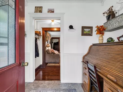 380 E Walnut St, Argenta, IL 62501 photo 5
