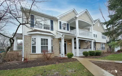 1143 Georgetown Way, Vernon Hills, IL 60061