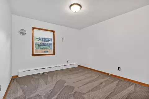 Bedroom - 609 E 2nd St, Lockport, IL 60441 photo 3 of 3