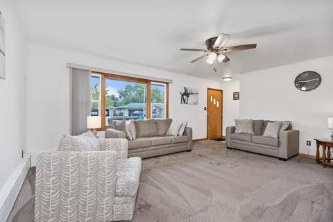 Living - 609 E 2nd St, Lockport, IL 60441 photo 1 of 2