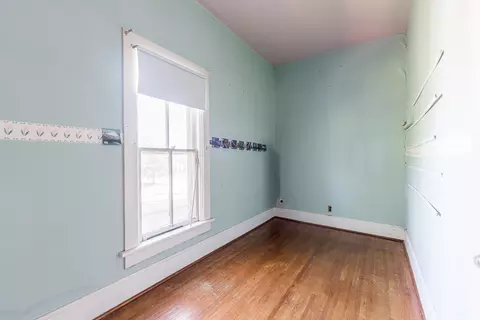 305 S 3rd St, Dekalb, IL 60115 photo 33