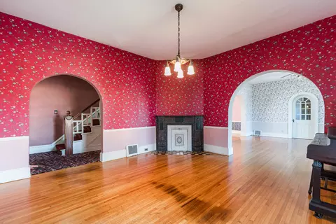 305 S 3rd St, Dekalb, IL 60115 photo 10
