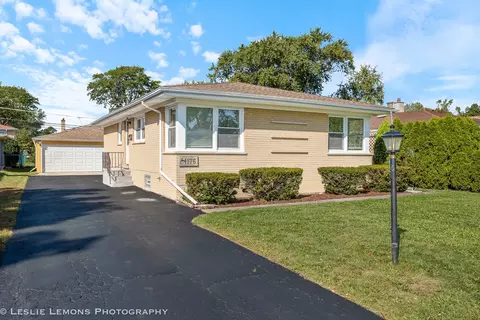 1176 S Chestnut Ave, Arlington Heights, IL 60005