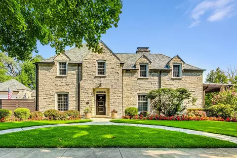 1400 Jackson Ave, River Forest, IL 60305