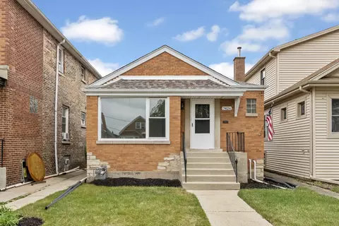 7426 W 57th Pl, Summit, IL 60501