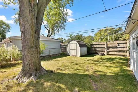Exterior - 128 W Wayne Pl, Wheeling, IL 60090 photo 5 of 5