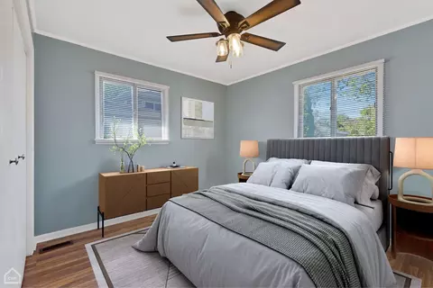Bedroom - 128 W Wayne Pl, Wheeling, IL 60090 photo 1 of 7