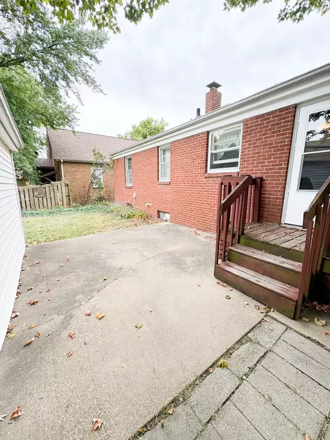 Exterior - 420 N Main St, Normal, IL 61761 photo 2 of 6
