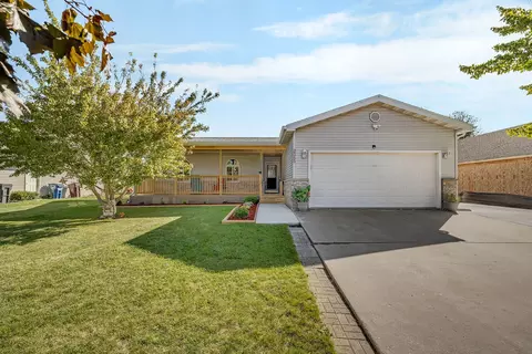2365 Chestnut Ln, Morris, IL 60450