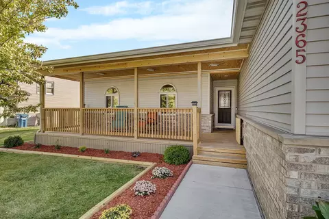 2365 Chestnut Ln, Morris, IL 60450 photo 3