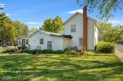 Exterior - 203 E Steward St, Plano, IL 60545 photo 9 of 9