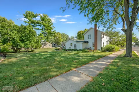 Exterior - 203 E Steward St, Plano, IL 60545 photo 2 of 9