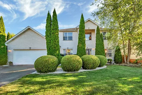 16333 Springview Dr, Lockport, IL 60441