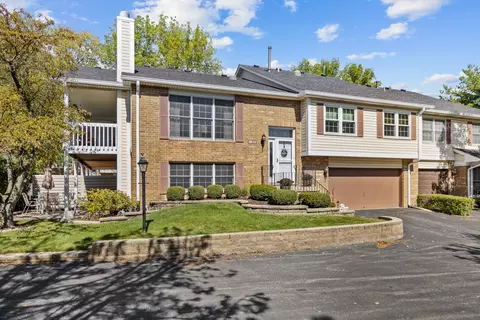 9859 Cambridge Ct #B, Mokena, IL 60448
