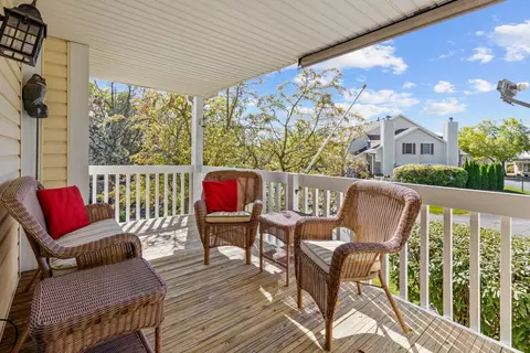 Exterior - 9859 Cambridge Ct #B, Mokena, IL 60448 photo 3 of 4