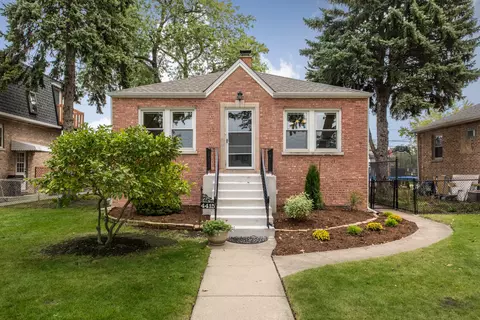 4415 Kolze Ave, Schiller Park, IL 60176