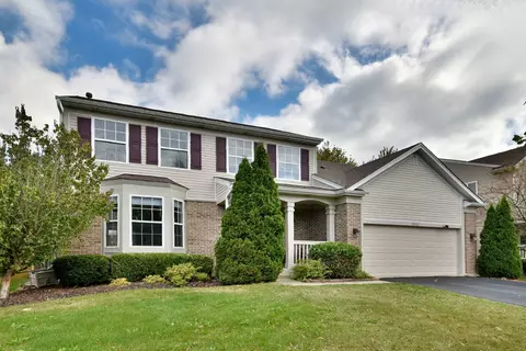 2050 Summerlin Dr, Aurora, IL 60503