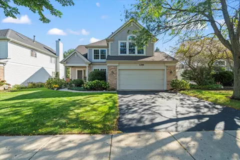 1286 Pennsbury Ln, Aurora, IL 60502