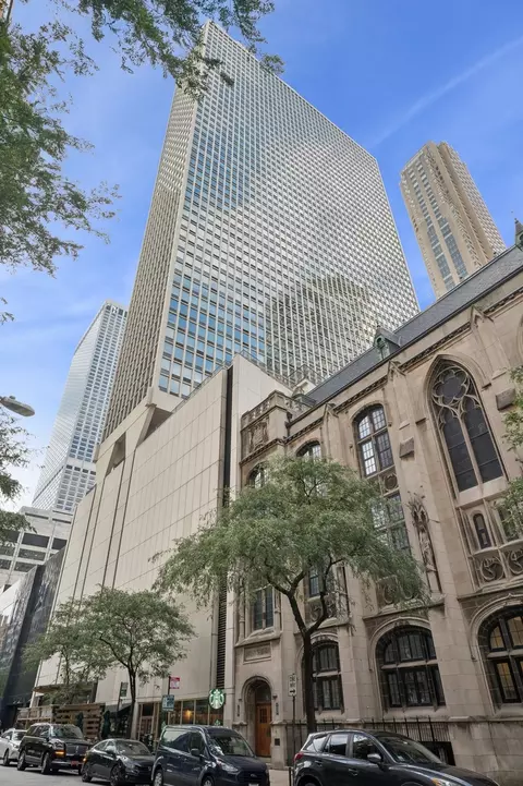 111 E Chestnut St #46K, Chicago, IL 60611