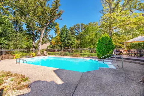 2405 Bennington Ln, Mchenry, IL 60050 photo 11