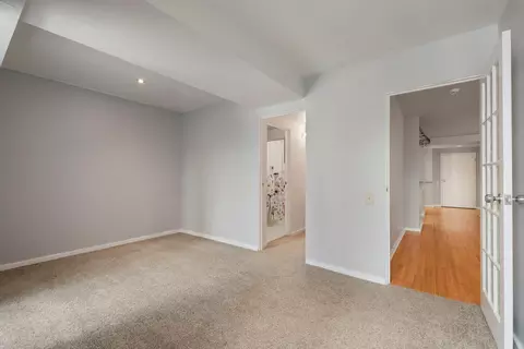 Bedroom - 40 E 9th St #304, Chicago, IL 60605 photo 4 of 4