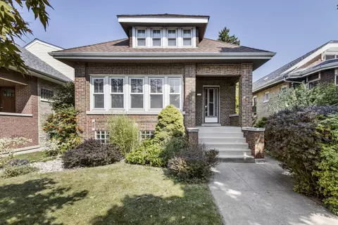 5650 W Eastwood Ave, Chicago, IL 60630