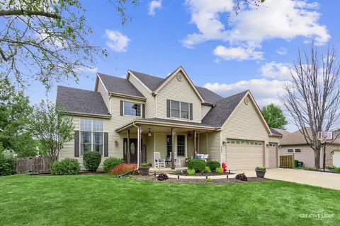 1307 Walsh Dr, Yorkville, IL 60560