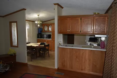 101 E Van Alstine St, Secor, IL 61771 photo 11