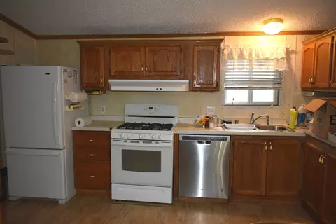 101 E Van Alstine St, Secor, IL 61771 photo 9