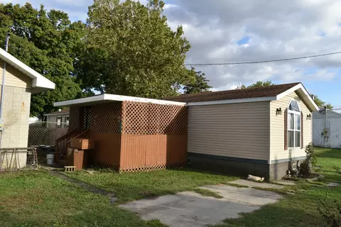 101 E Van Alstine St, Secor, IL 61771 photo 2