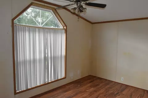 101 E Van Alstine St, Secor, IL 61771 photo 19