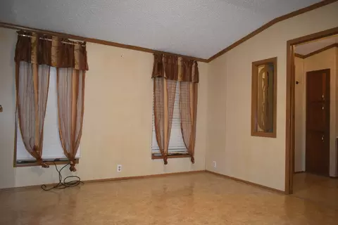 101 E Van Alstine St, Secor, IL 61771 photo 15