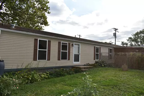 101 E Van Alstine St, Secor, IL 61771