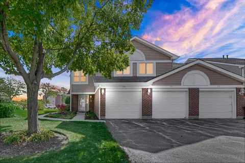 759 W Happfield Dr, Arlington Heights, IL 60004