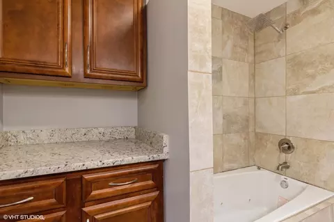 Bath - 8842 Dee Rd #B, Des Plaines, IL 60016 photo 2 of 5