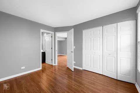 832 Symphony Dr, Aurora, IL 60504 photo 5