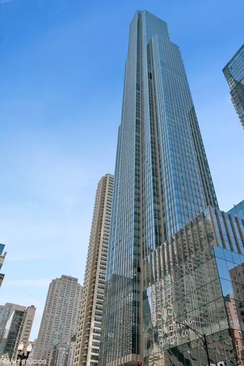 14 W Superior St #4502, Chicago, IL 60654