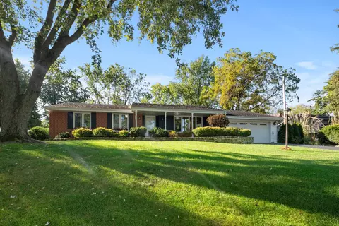 432 Linden Ct, Frankfort, IL 60423