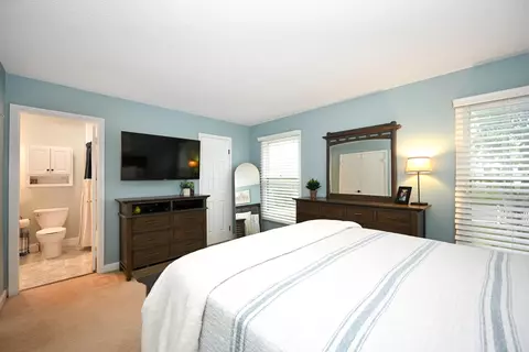 2176 Blacksmith Dr, Wheaton, IL 60189 photo 25