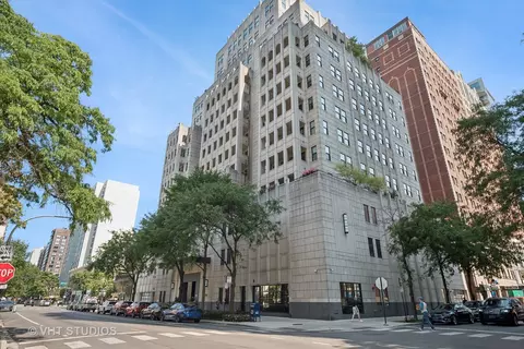 1155 N Dearborn St #405, Chicago, IL 60610