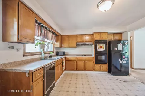 20852 Brookwood Dr, Olympia Fields, IL 60461 photo 4