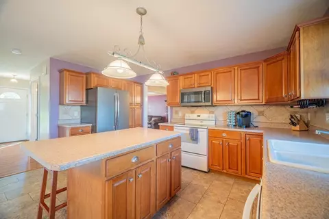 1505 Olmsted Rd, Normal, IL 61761 photo 5