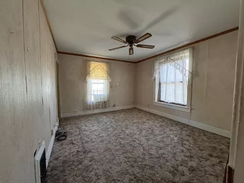 1214 W 3rd St, Dixon, IL 61021 photo 5